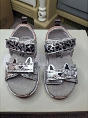 Clarks PLAYPRINT Leather Cat Sandals Size 5M